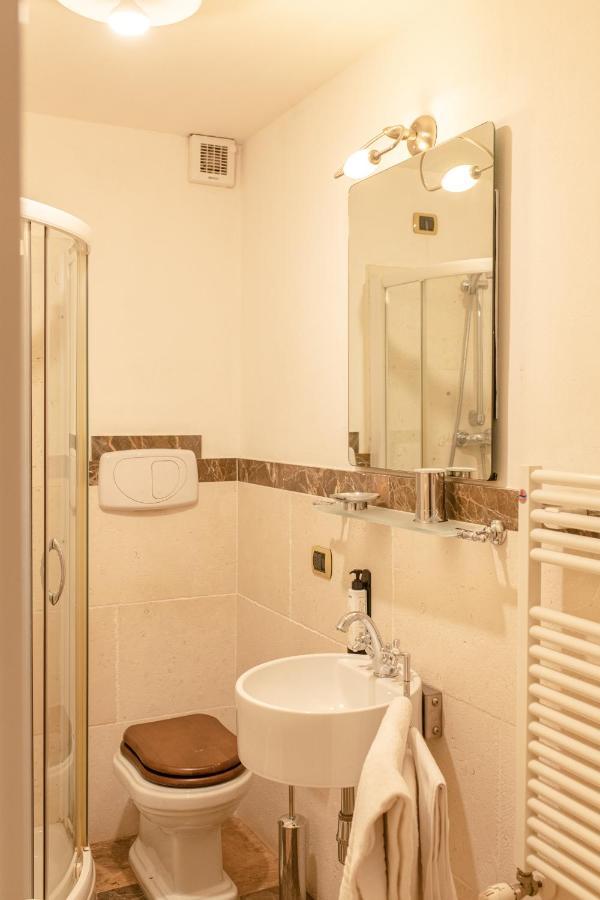 Hotel Antico Furlo Acqualagna Esterno foto