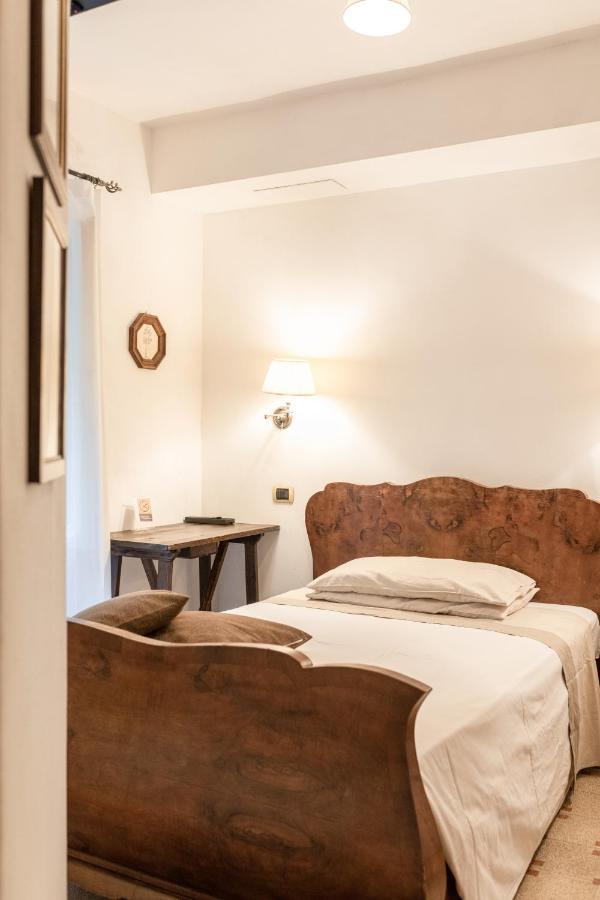Hotel Antico Furlo Acqualagna Esterno foto